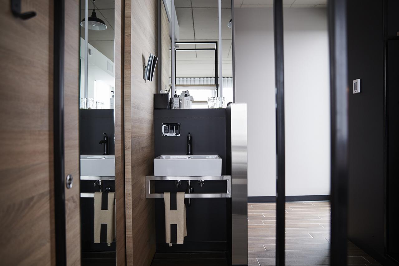 Hotel Escad Quartier Dix30 Brossard Eksteriør bilde