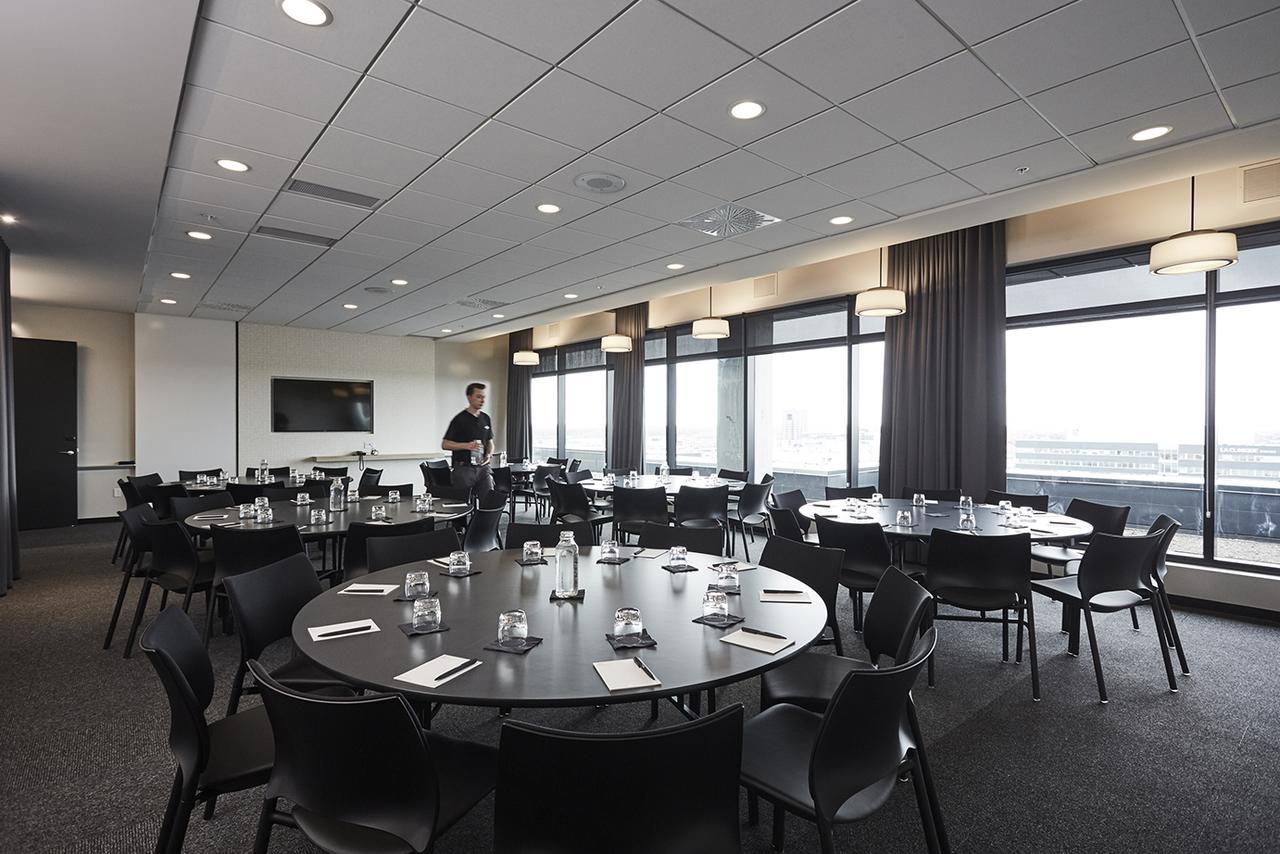 Hotel Escad Quartier Dix30 Brossard Eksteriør bilde