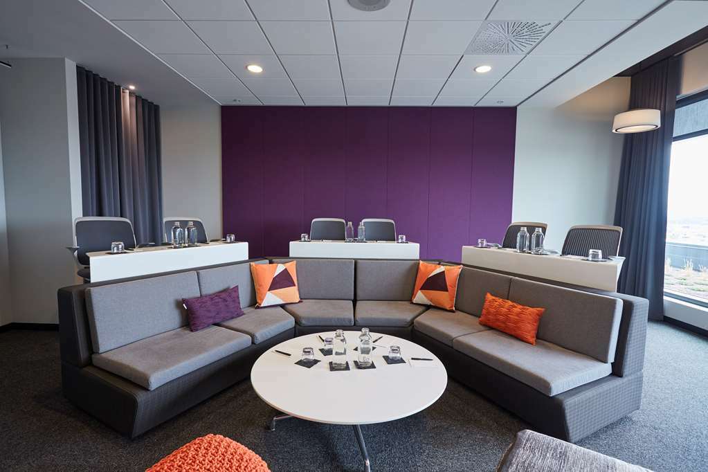 Hotel Escad Quartier Dix30 Brossard Restaurant bilde